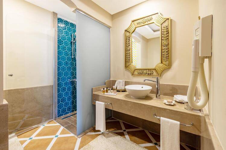 Spice Hotel & Spa