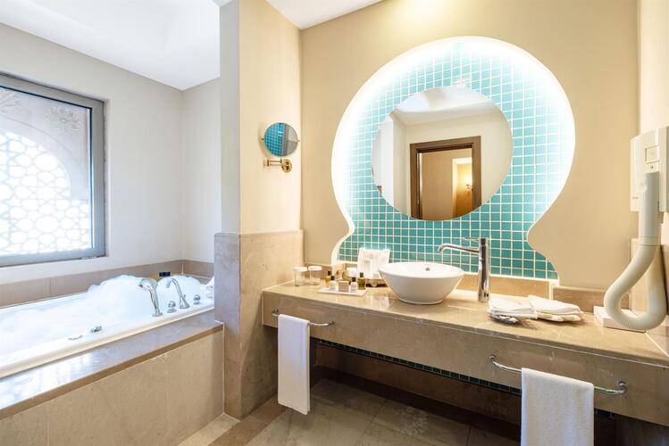 Spice Hotel & Spa