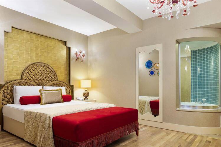 Spice Hotel & Spa