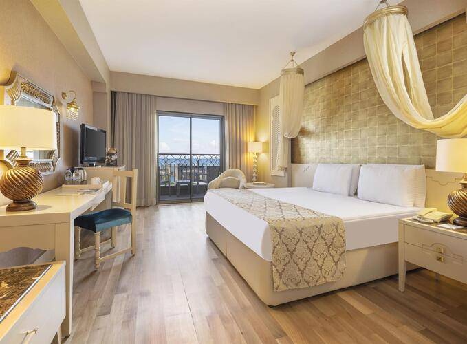 Spice Hotel & Spa