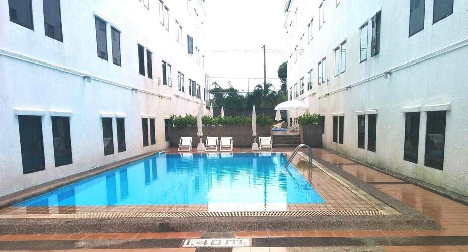 Ambassador City Inn Wing