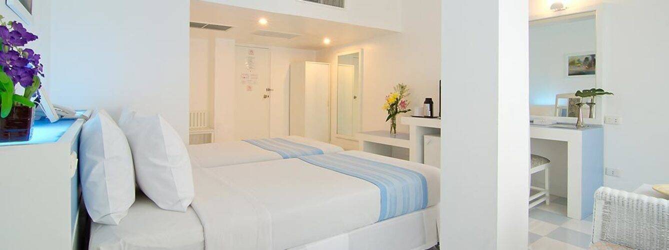 Ambassador City Inn Wing