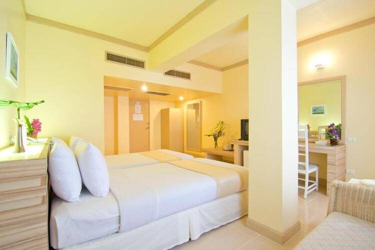 Ambassador City Inn Wing