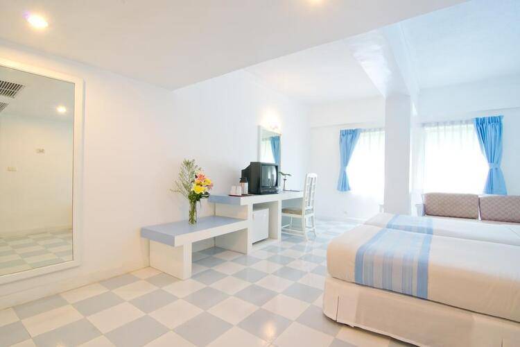 Ambassador City Inn Wing