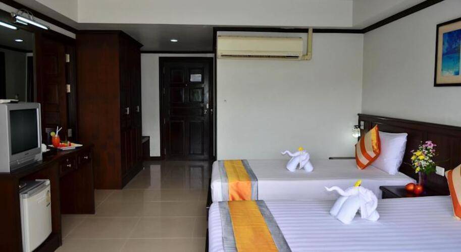 First Residence Hotel
