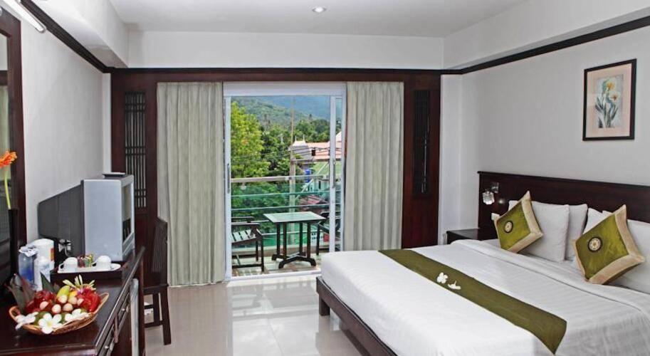 First Residence Hotel