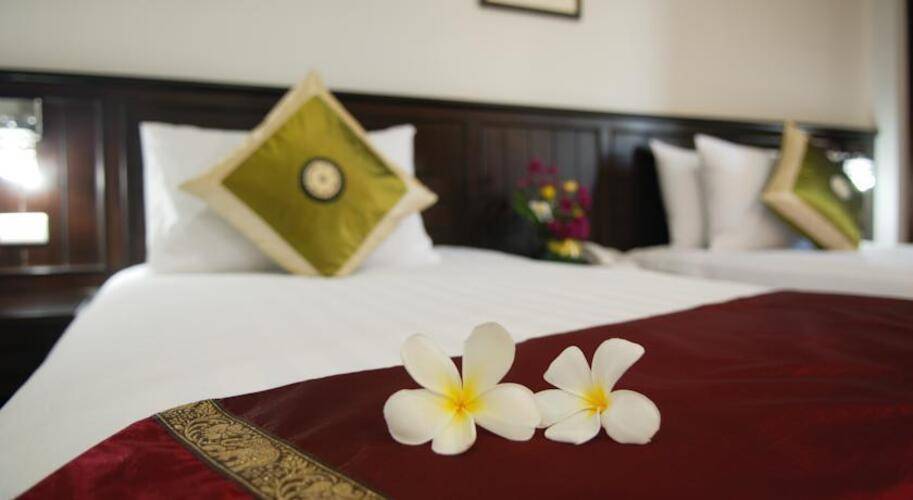 First Residence Hotel