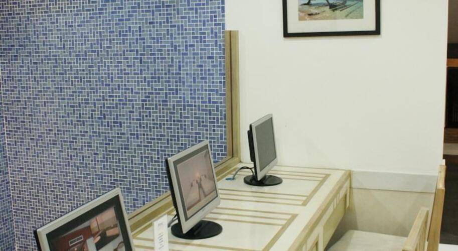 First Residence Hotel