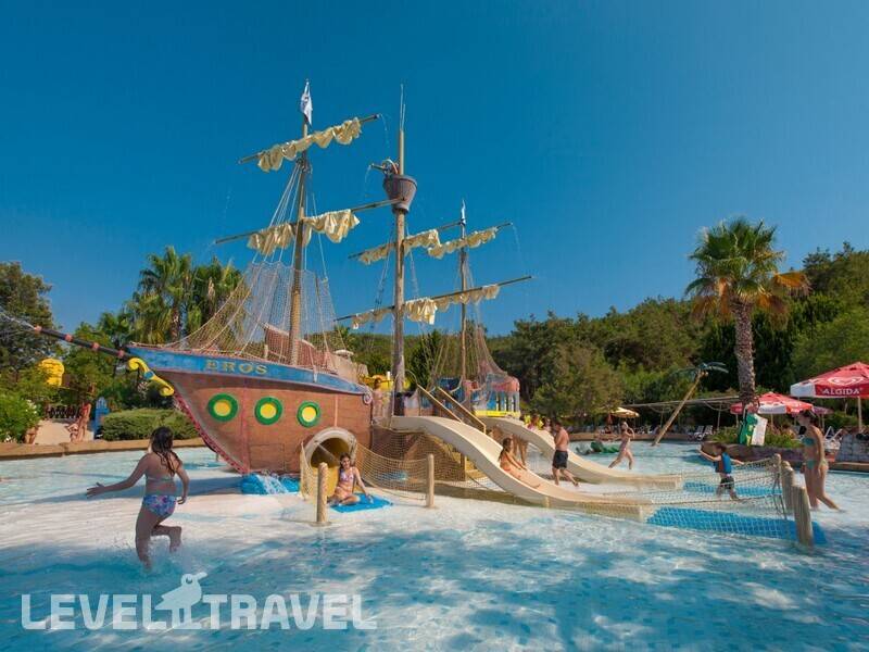 Фотография Aqua Fantasy Aquapark Hotel & Spa