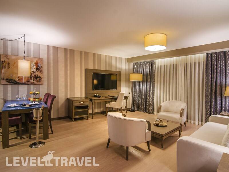 Фотография The Grand Blue Sky Hotel