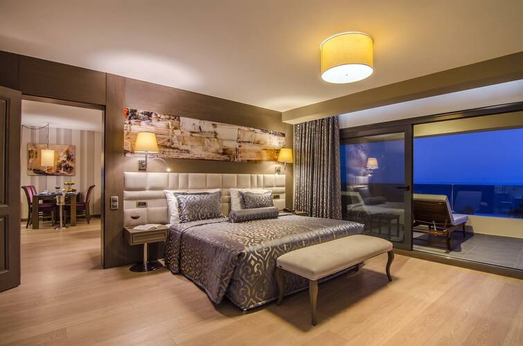 The Grand Blue Sky Hotel