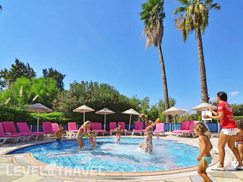 Фотография The Grand Blue Sky Hotel