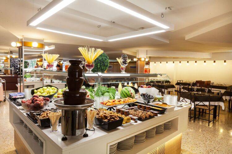 Xaine Park Hotel
