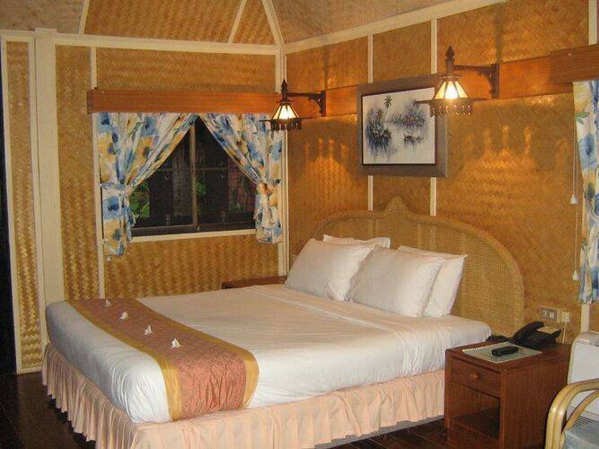 Sunset Village Beach Resort