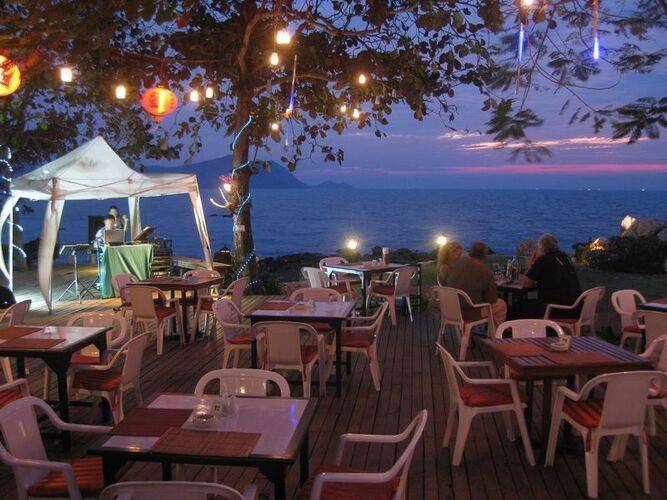 Sunset Village Beach Resort