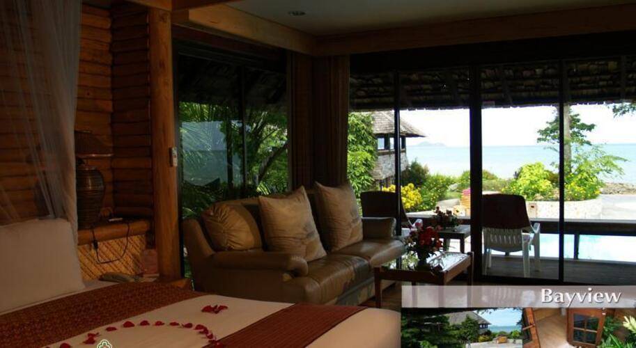 Sunset Park Resort & Spa