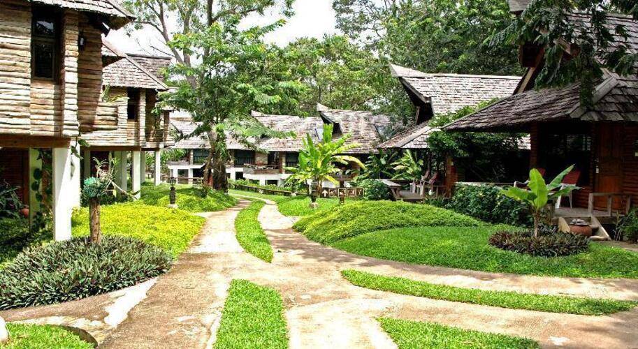 Sunset Park Resort & Spa