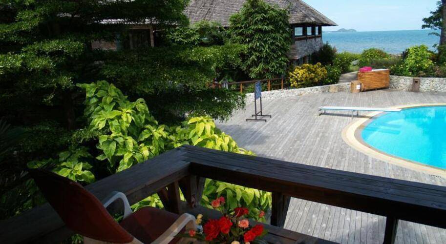 Sunset Park Resort & Spa