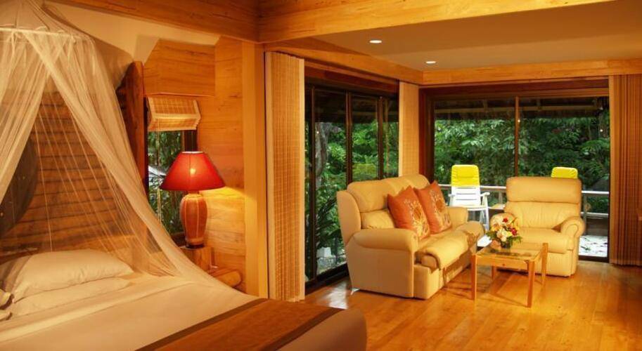 Sunset Park Resort & Spa