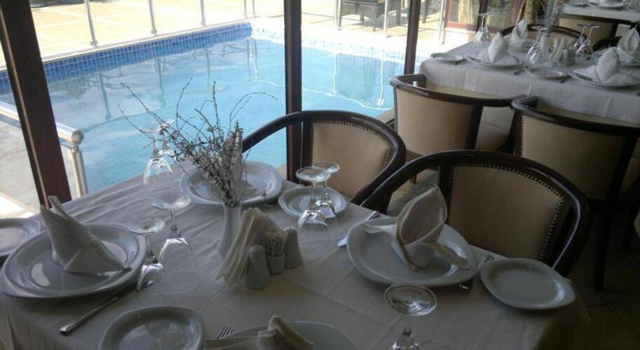 Adela Hotel