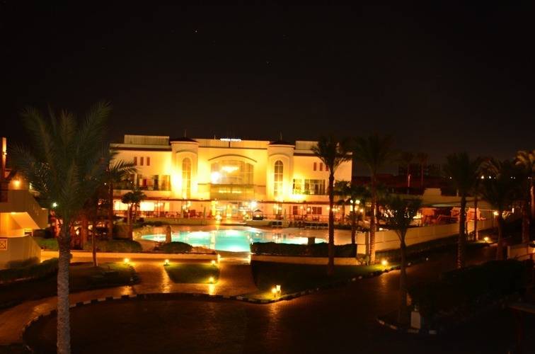 Ivy Cyrene Island Aqua Park Resort