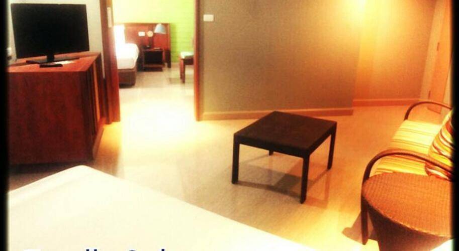 Long Beach Cha Am Hotel