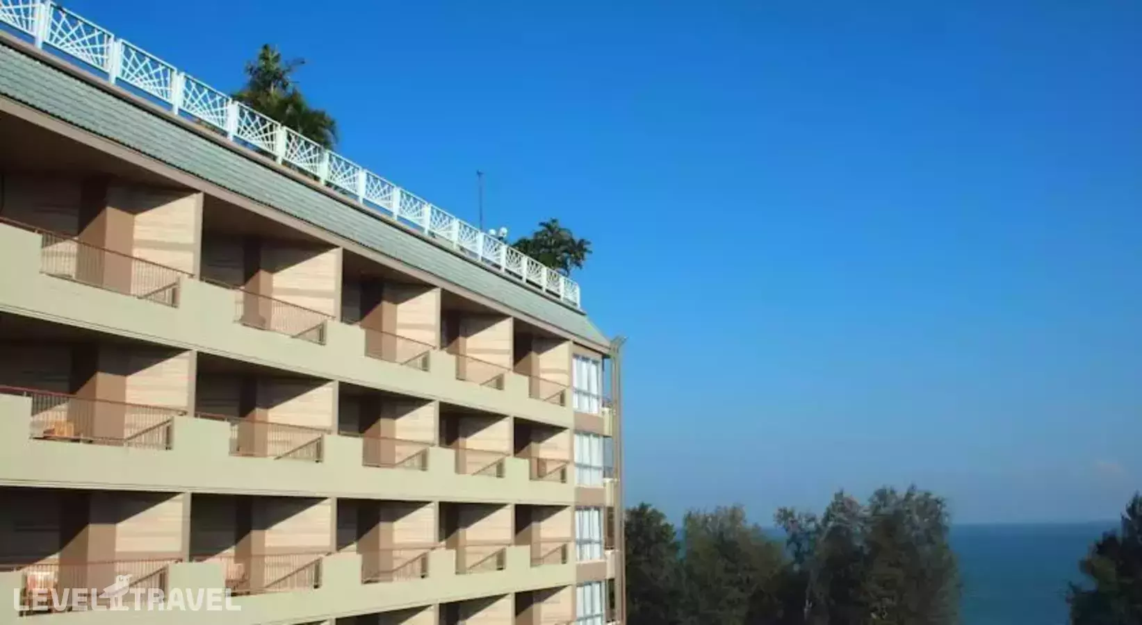 Long Beach Cha Am Hotel