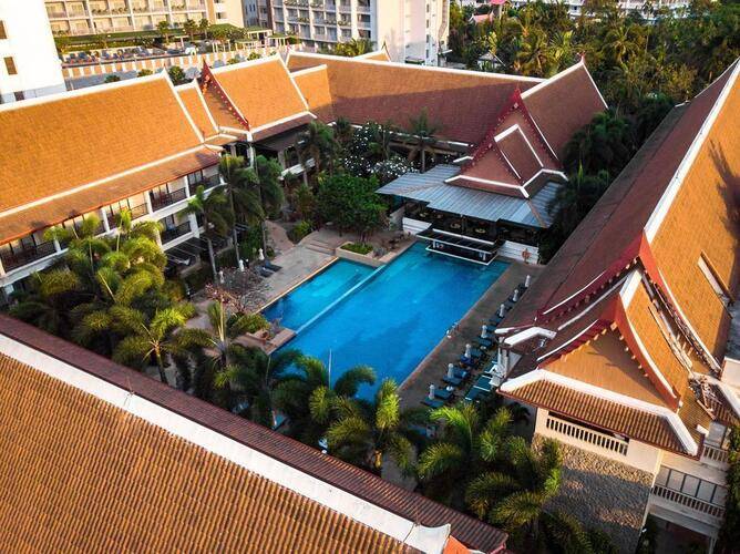 Deevana Patong Resort & Spa
