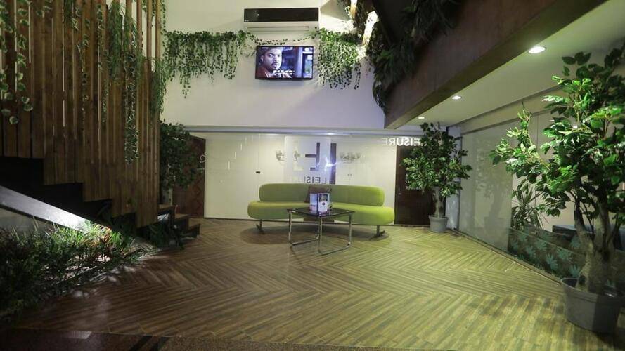 Mercure Romance