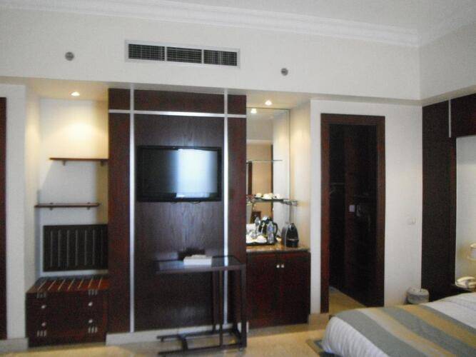 Mercure Romance