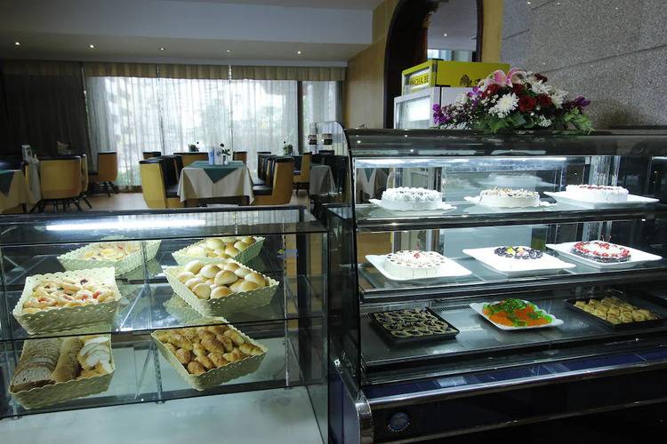 Royal Benja Hotel