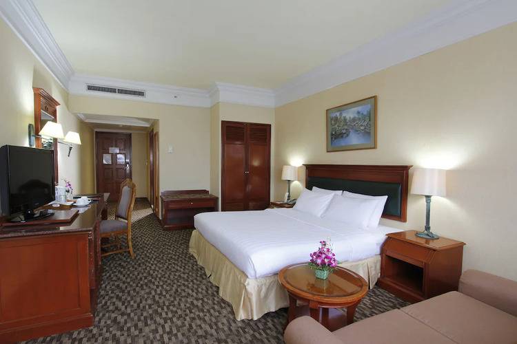 Royal Benja Hotel