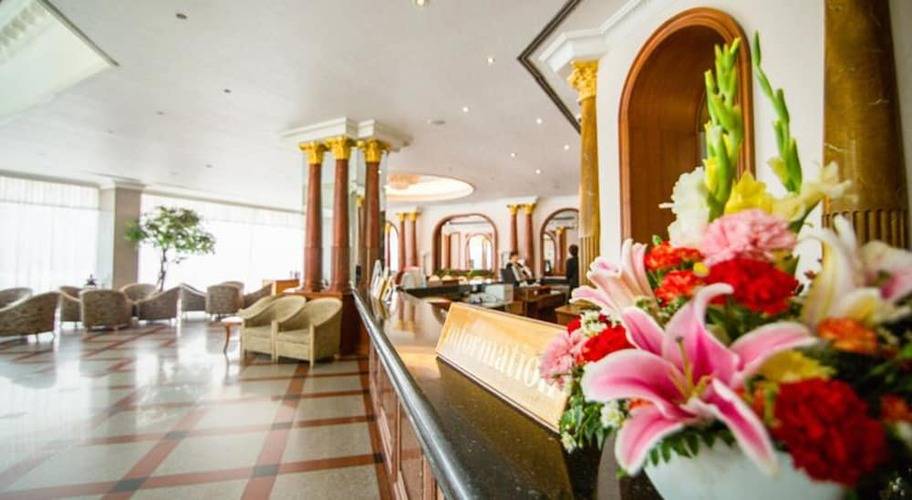 Royal Benja Hotel