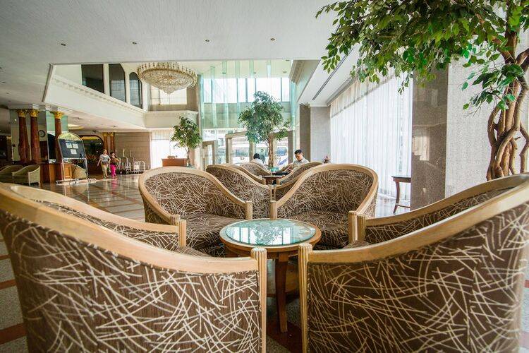 Royal Benja Hotel