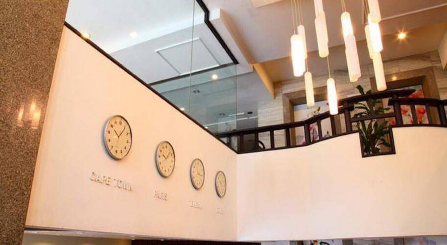 White Palace Hotel