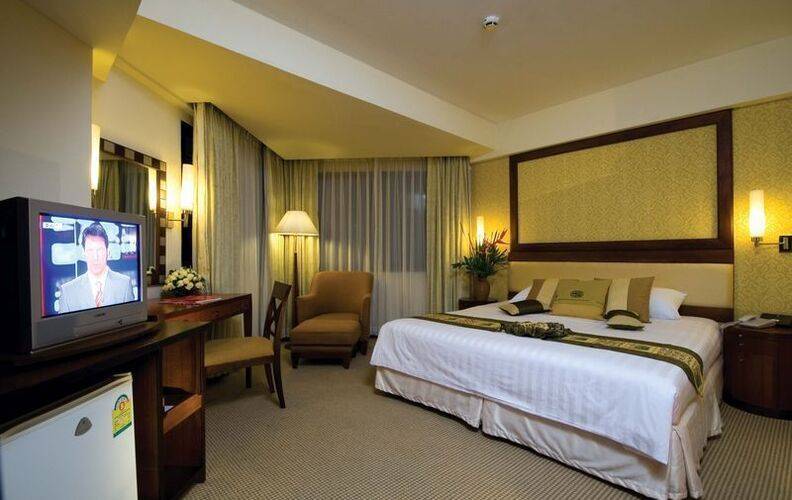 Jomtien Palm Beach Hotel