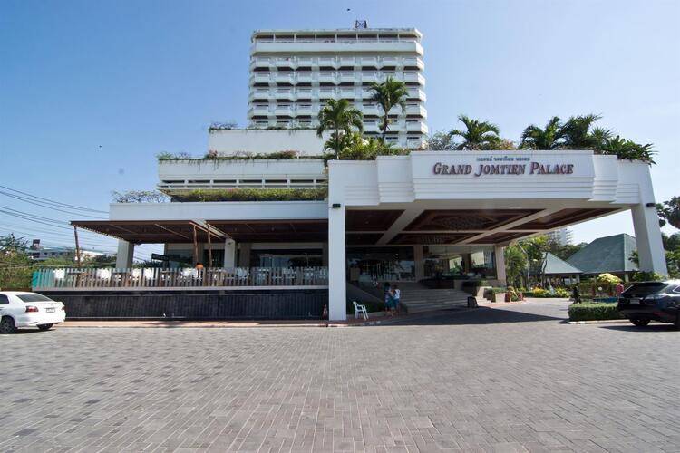 Grand Jomtien Palace Hotel