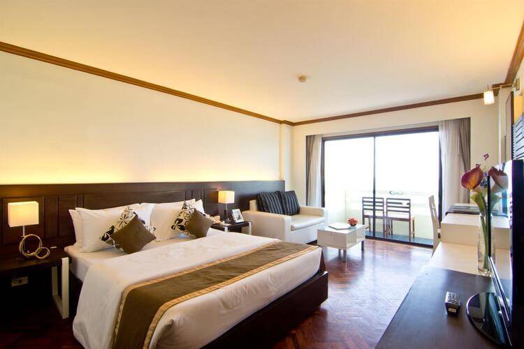 Grand Jomtien Palace Hotel