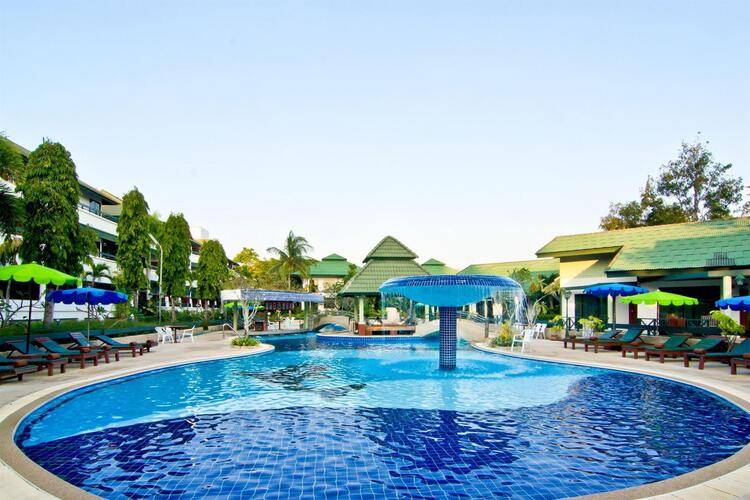 Grand Jomtien Palace Hotel
