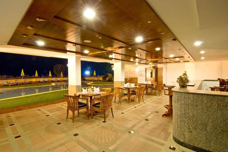 Grand Jomtien Palace Hotel
