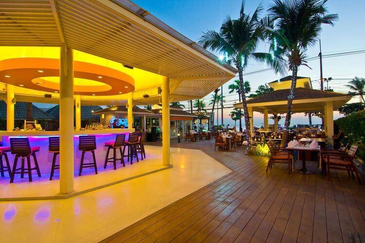 Grand Jomtien Palace Hotel