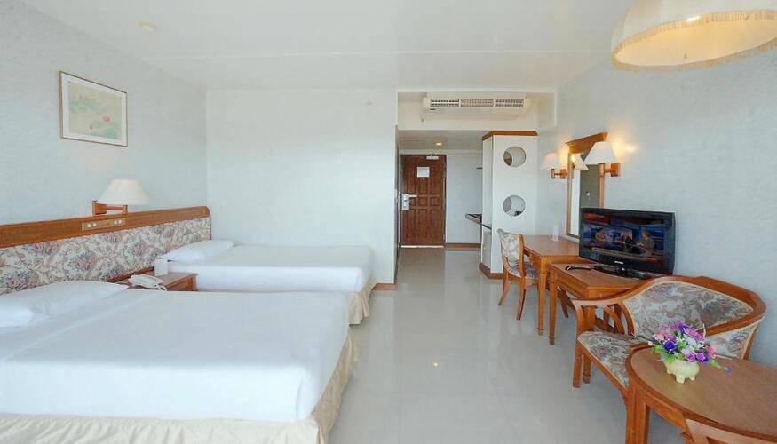 Pattaya Park Beach Resort
