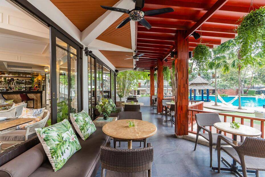 Cosy Beach Hotel