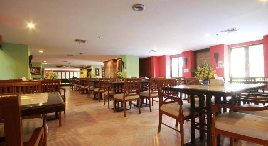 Jomtien Thani Hotel