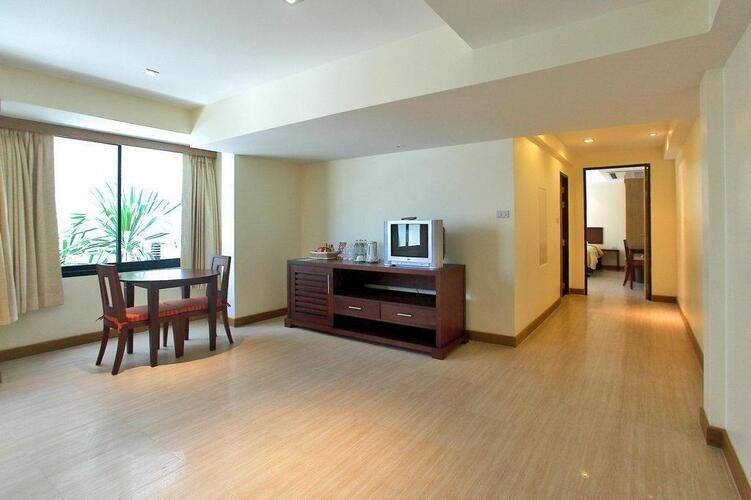 Tropicana Hotel