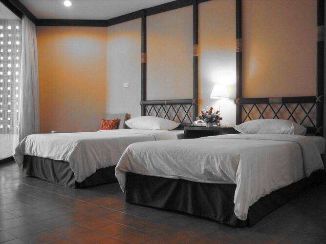 Tropicana Hotel