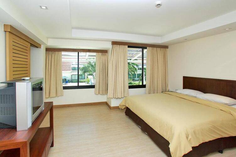Tropicana Hotel