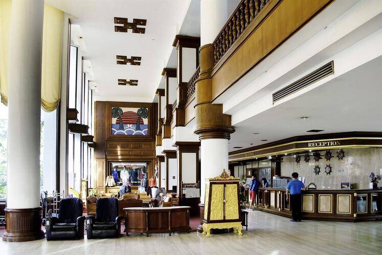 Welcome Plaza Hotel