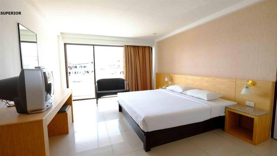 Welcome Plaza Hotel