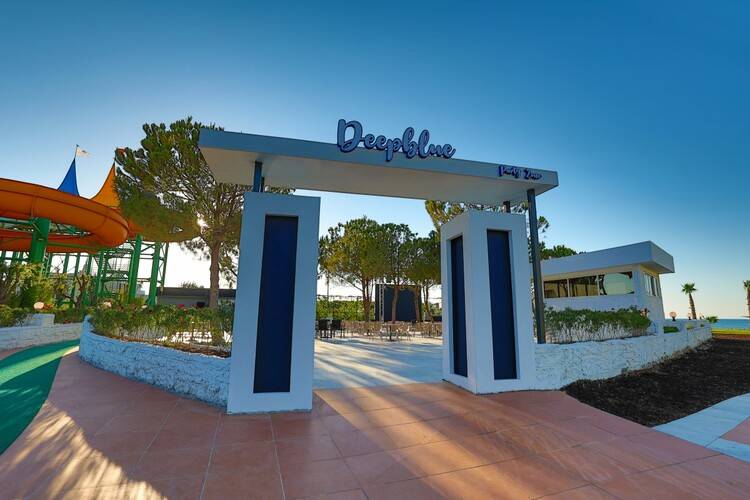 Crystal Centro Resort
